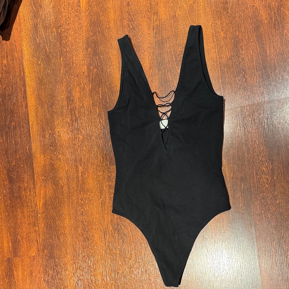 Wilfred Black Lace-Up V-Neck Bodysuit